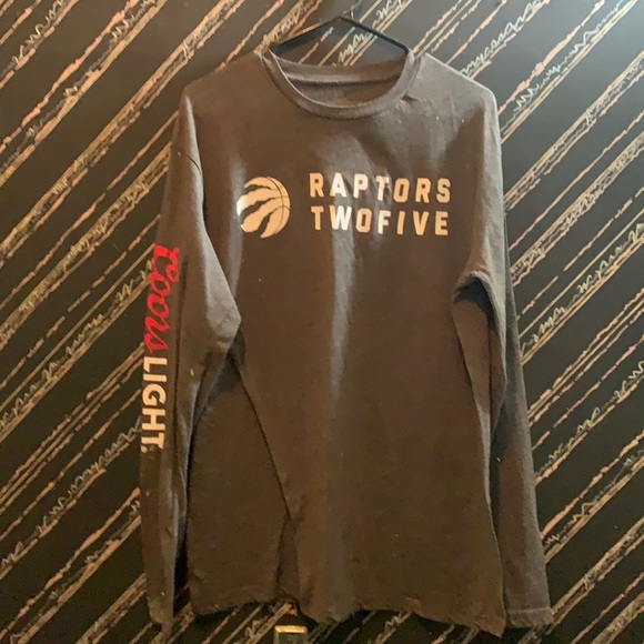 TORONTO RAPTORS - Picture 1 of 3